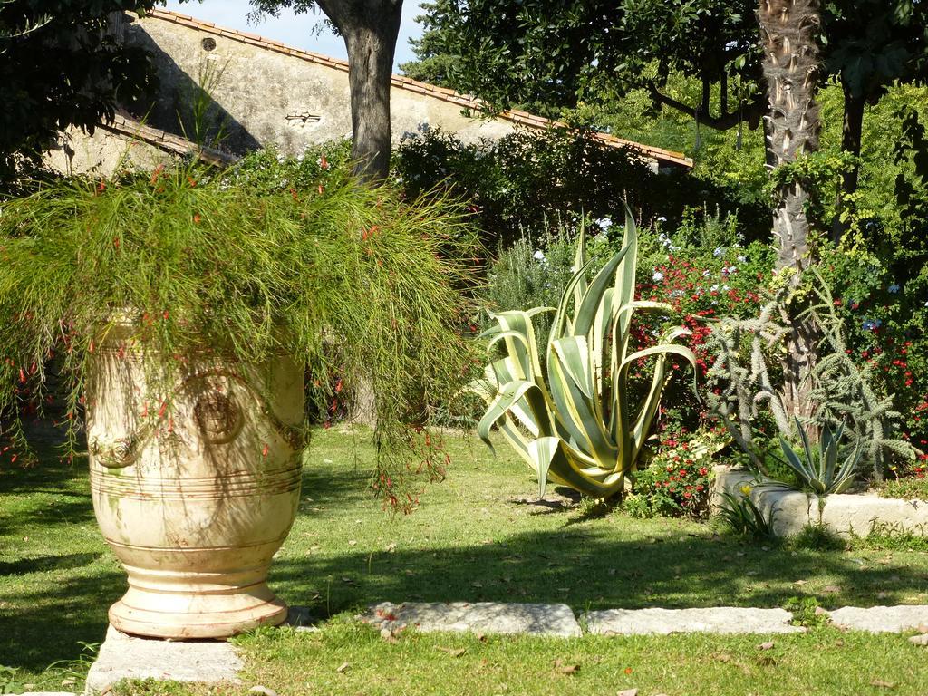 Vila L'Enclos Du Micocoulier Boissières Exteriér fotografie